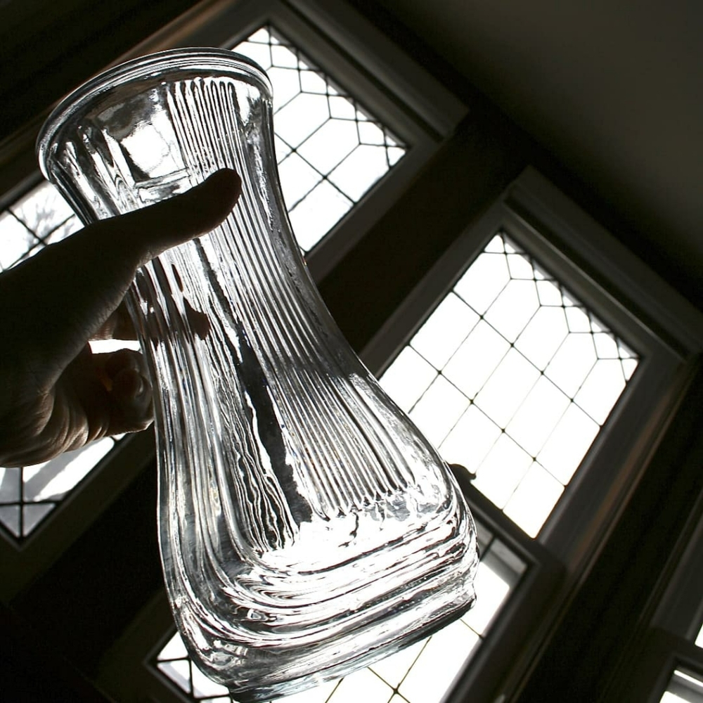 Clear Glass Vase With Embossed Ribbing - Picture 8 of 8